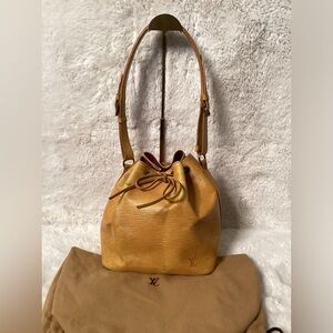 Louis Vuitton Yellow Epi Leather Bucket Bag